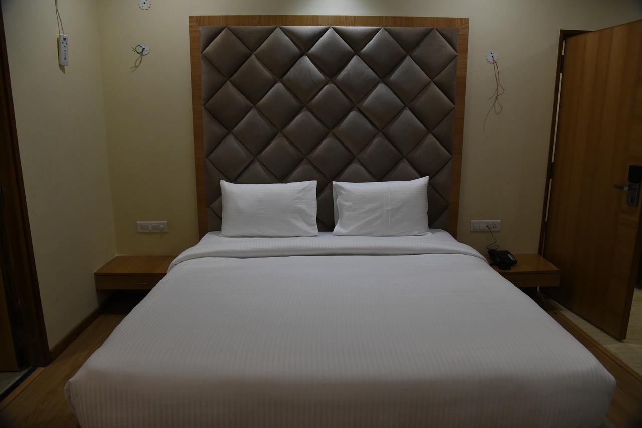 Hotel Avalon Inn Ambikāpur Eksteriør bilde